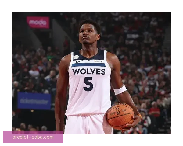 森林狼伤情最新 爱德华兹膝伤明确复出时间未变无缘开拓者战